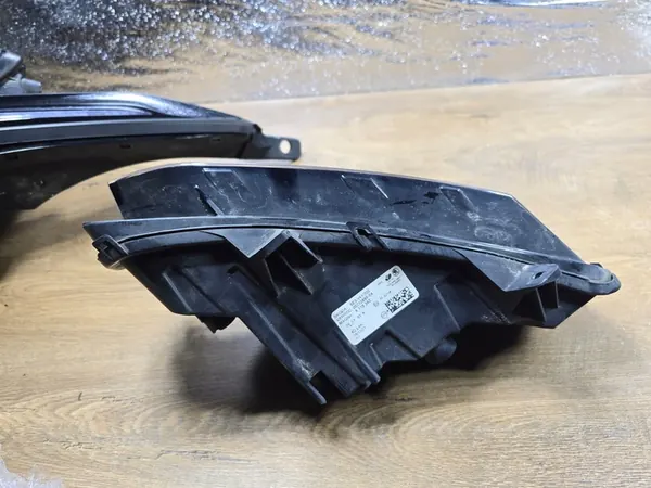 SKODA OCTAVIA IV 4 DRL HALÓGENO DIREITO 5E3941700 image 4