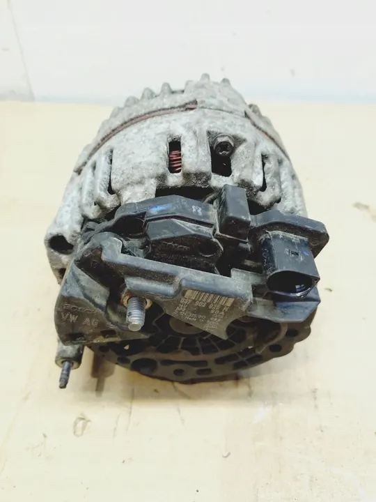 Vaihtovirtageneraattori Volkswagen OE 037903025M image 2