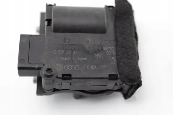 Lämmityslaite OEM 4F0820511B Audi A6 4F2 C6 5.2L image 4