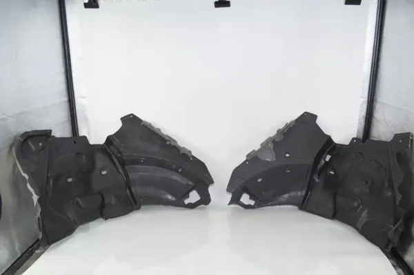 BMW F16 X6 Hjulhusfoder Bak Set OEM 7461600 image 2