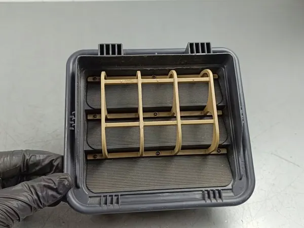 Grade de ventilação Genesis GV70 2025 FOB53424 image 1