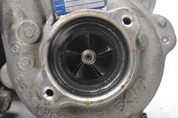 VOLVO XC70 II 2.4 D5 Turbocompresor 54399700091 image 3