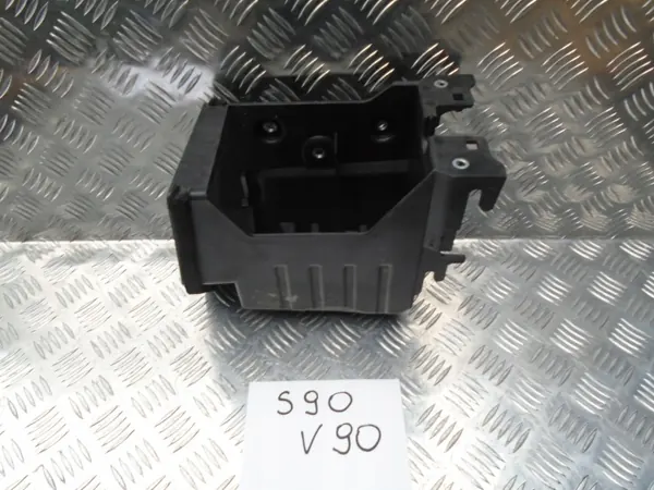 Caixa bateria Volvo V90 S90 OEM 31651454 - Usado image 2