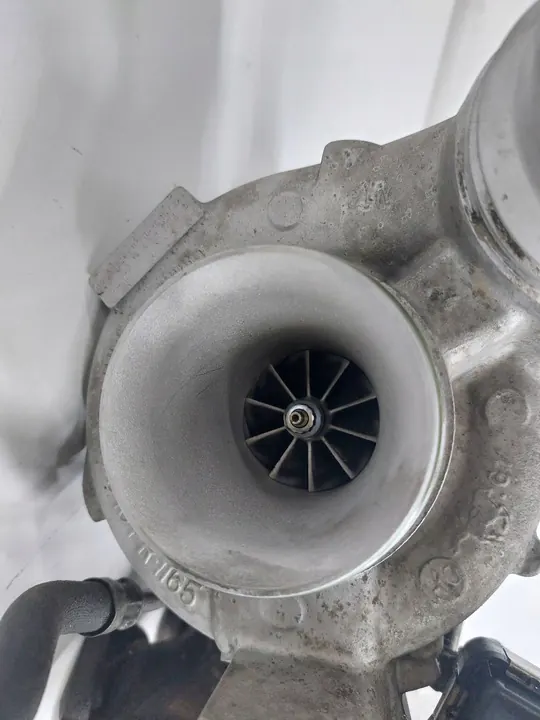 Turboalimentador BMW GT F07 F10 F11 N57 3.0D 7799758 image 4