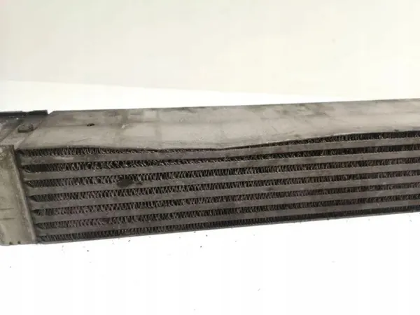 Radiador intercooler OEM 7787446 para BMW E60 M57 image 3