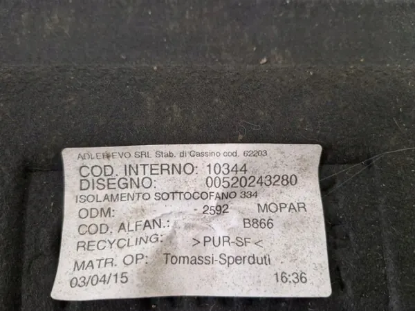 Isolation de capot Fiat 500X OEM 7GF65DF6G7H image 8