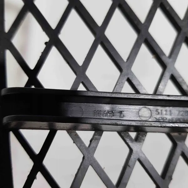 BMW 5 F10 F11 2010 Front Vent Grille Under Rear Bumper OEM image 4