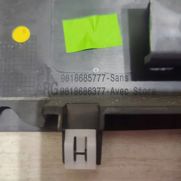 Guide de rouleau arrière gauche OEM 9818685777 Peugeot Rifter image 4
