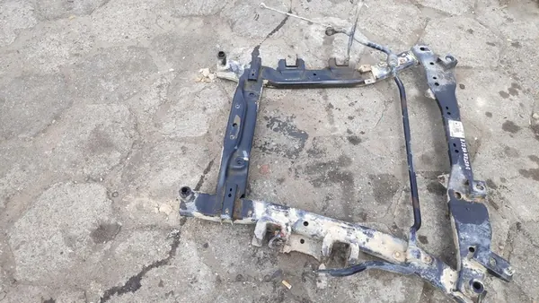 Sous-châssis avant 1.6SCE Dacia Duster I image 3