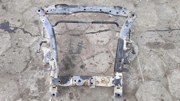 Sous-châssis avant 1.6SCE Dacia Duster I image 5