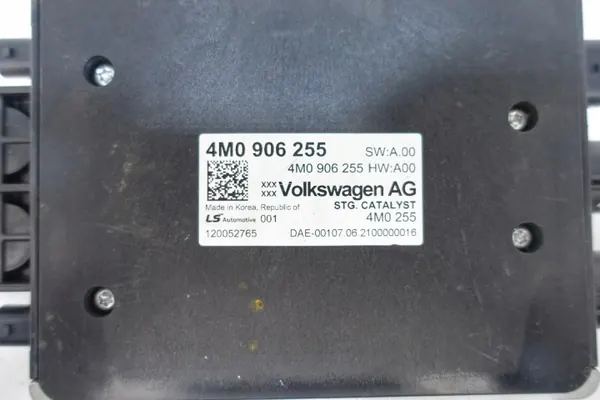 Módulo controlo conversor tensão Audi Q7 4M0906255 image 7