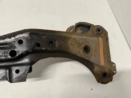 Support d'essieu avant BMW Z4M OEM 31117838589 image 3
