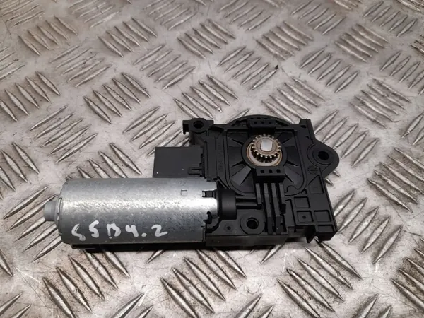 Moteur de toit ouvrant OEM 10028299C pour Audi A5 2018 image 2