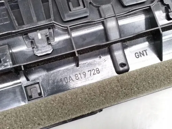 VW ID.3 console luchtinlaat OEM 10A819728 - Gebruikt image 6
