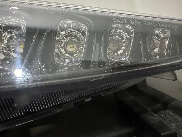 FARO HALÓGENO ESQUERDO HYUNDAI IONIQ DRL image 8