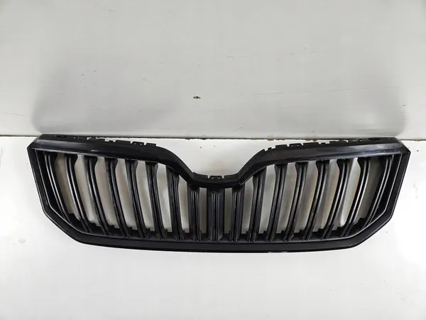 SKODA YETI 5L0 Front Bumper Grill 5L0853668B image 2