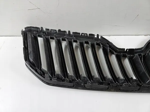 SKODA YETI 5L0 Front Bumper Grill 5L0853668B image 4