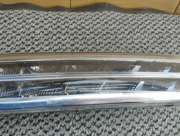 Porsche Cayenne II Luz DRL Halógena Izquierda Completa OEM image 7