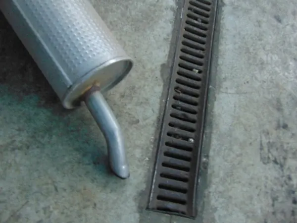 OEM Ilza-137496- Endschalldämpfer Peugeot 307 Gebraucht image 5