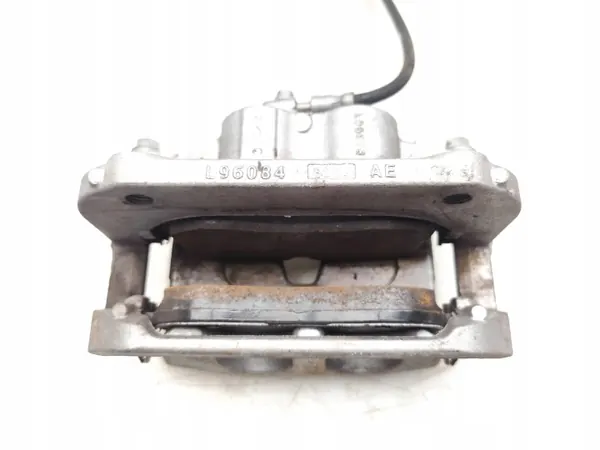 Audi Q4 Etujarrupuristin OEM 1EA615105Q Käytetty image 6