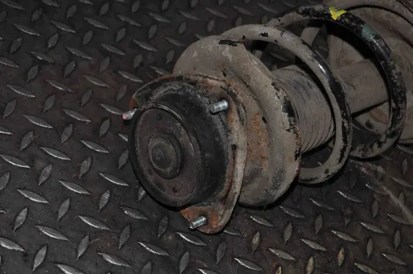 Ammortizzatore anteriore destro SUBARU OUTBACK 2.0L diesel image 3