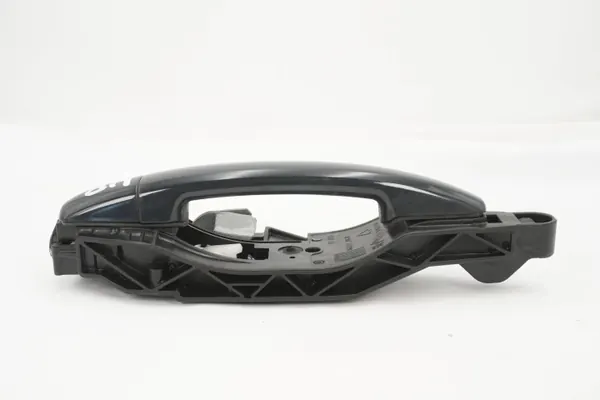 Tirador de puerta trasera derecha OEM 9672961080 Peugeot 2008 image 4