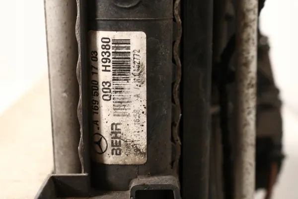 Waterkoeler Mercedes W245 2.0 CDI A1695001703 image 6