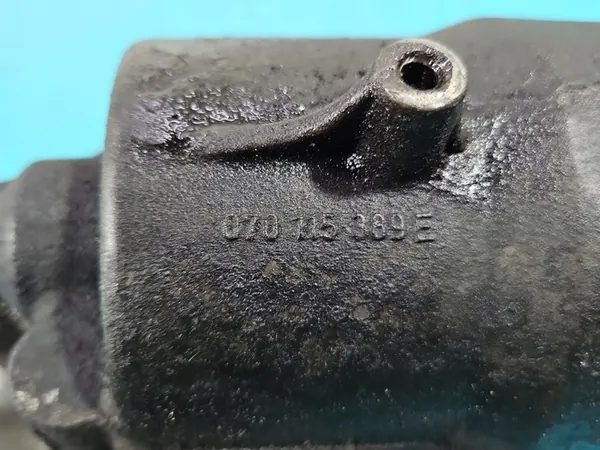 Oljefilterbas VW Transporter T5 2.5 TDI image 6