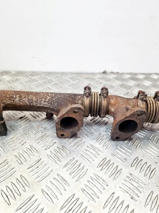 Oikea pakoputken keräin OEM 1171425501 Mercedes image 3