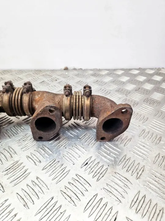 Oikea pakoputken keräin OEM 1171425501 Mercedes image 4