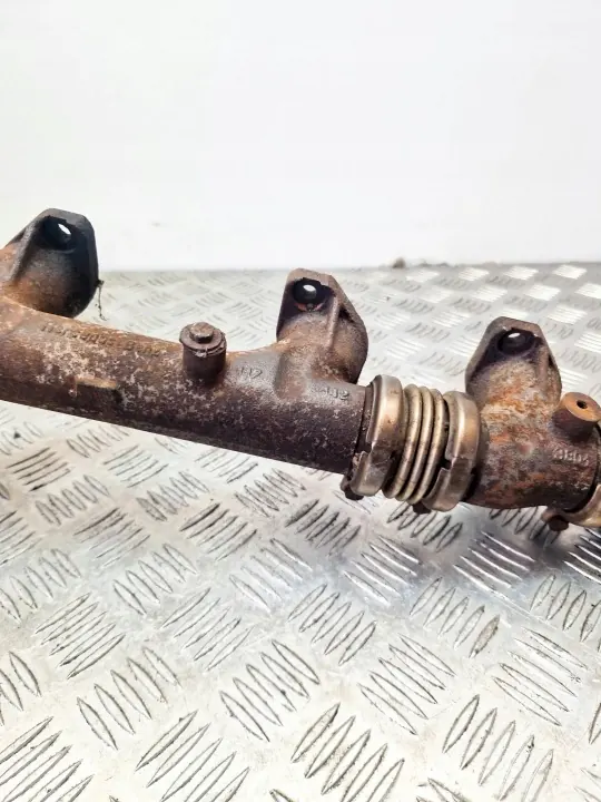 Oikea pakoputken keräin OEM 1171425501 Mercedes image 7