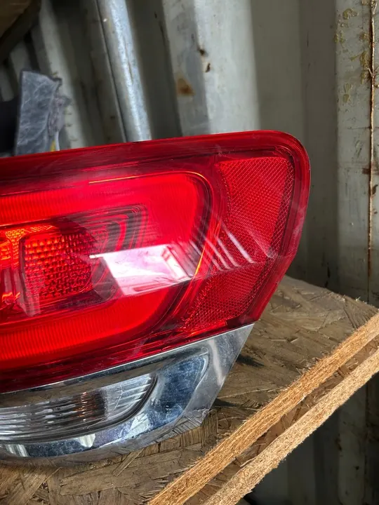 JEEP GRAND CHEROKEE WK2 LUZ TRASERA IZQUIERDA DERECHA OEM image 3