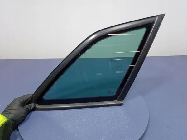 OEM Ambit-983696- Oikea Taka-Korilasitus SEAT image 5