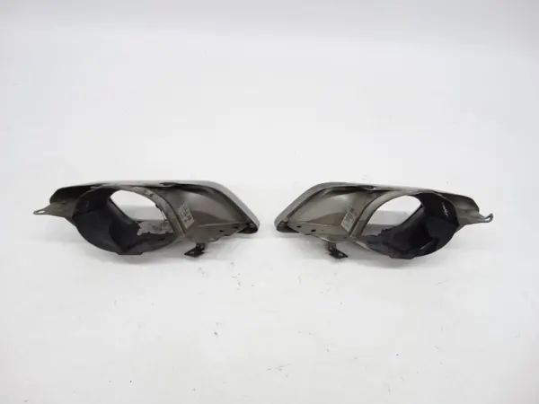 BMW X5 G05 2018+ Embouts d'échappement OEM 7493625/7493626 image 7