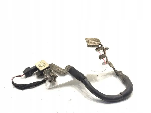Battery Negative Terminal VW Passat B8 5Q0915181J image 2