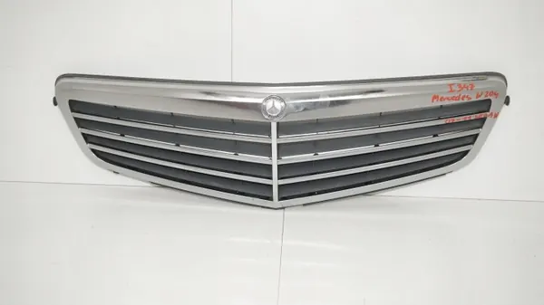 Puskurin ritilä OEM 360192645 Mercedes W204 2007-2011 image 2