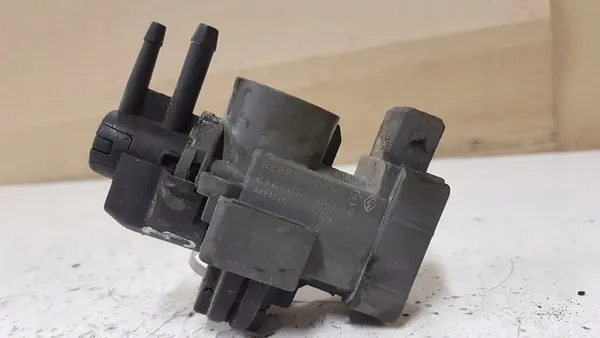 Renault OE 8200946078 Vakuumventil image 5