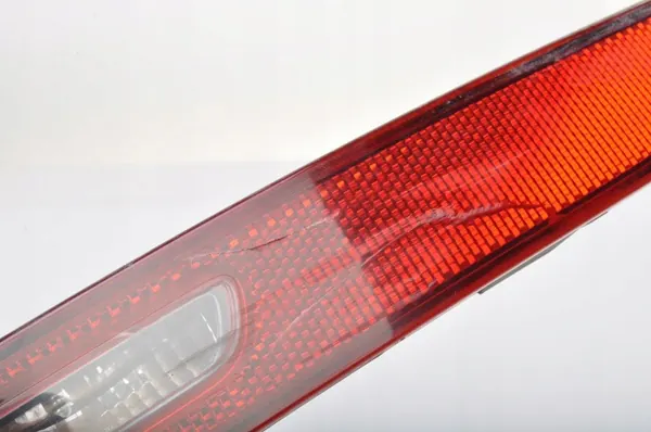 Porsche Macan Achter Linker Mistlamp OEM 95B945725L image 7