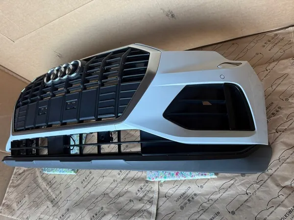 AUDI Q3 Paraurti Anteriore PDC Installazione Griglia Completa OEM image 6