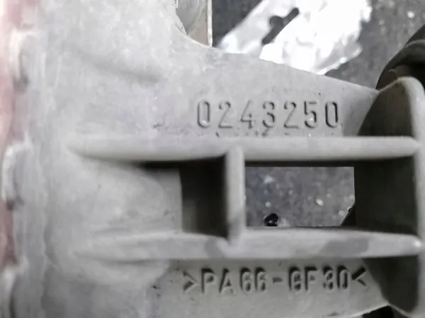 Radiador de agua con ventilador Opel Zafira A 2.0 image 3