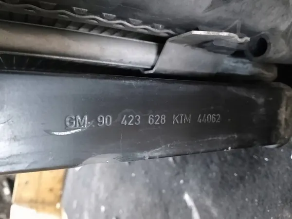 Radiador de agua con ventilador Opel Zafira A 2.0 image 4