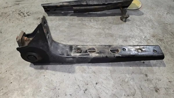 Support OEM 9703101963 EM pour suspension cabine Atego image 2