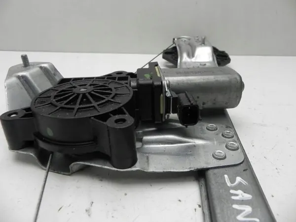 Elevador de Janela Dacia SANDERO II 2014 Frontal Direito OEM 807209299R image 2