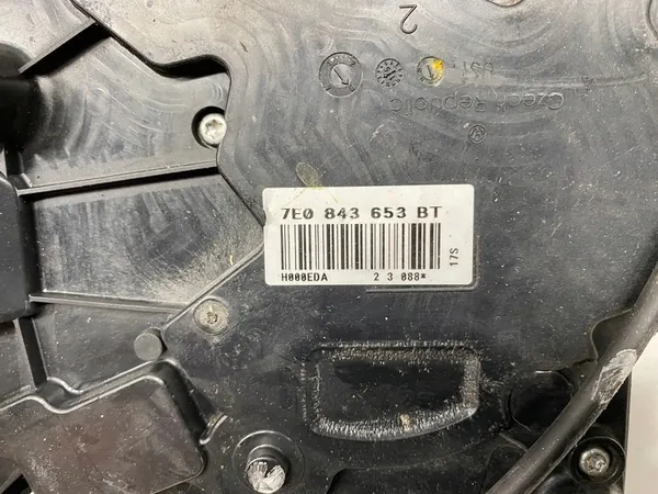 Vänster skjutdörrslås VW T5 T6 image 3