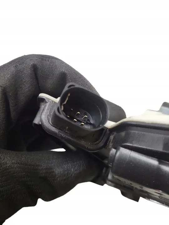 Bakre vänstra dörrlås SEAT IBIZA IV ST 1.2L OEM 05A6J0839015C image 6