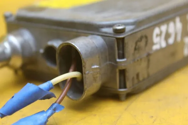 Xenon-lampa ballast vänster fram Audi A8 D2 image 8