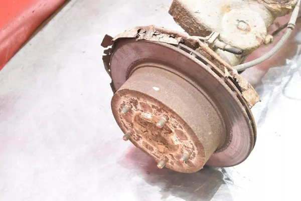 Takadifferenti Kia Sorento 2002-2006 image 4