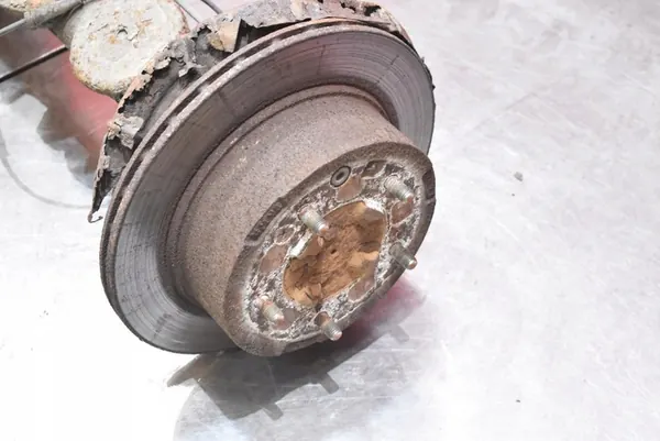 Takadifferenti Kia Sorento 2002-2006 image 9