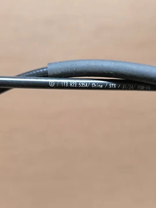 Cable apertura capó VW ID Buzz OEM 1T3823535A image 3