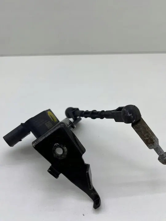 Sensor de nível AUDI A4 B9 4M0907504A image 2